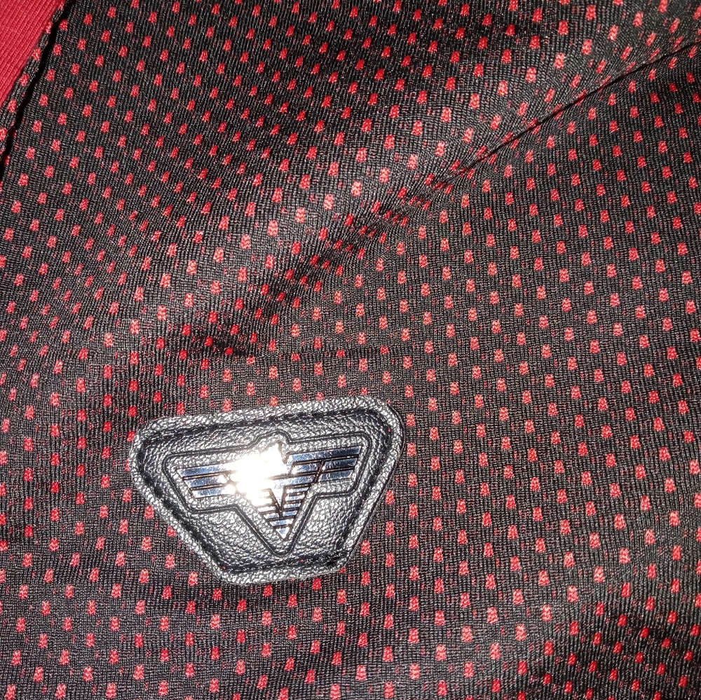 VIP Collection 3 Button Polo Shirt. - Picture 8 of 9